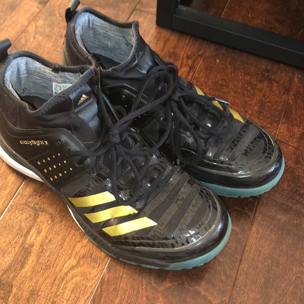 volleyball shoes